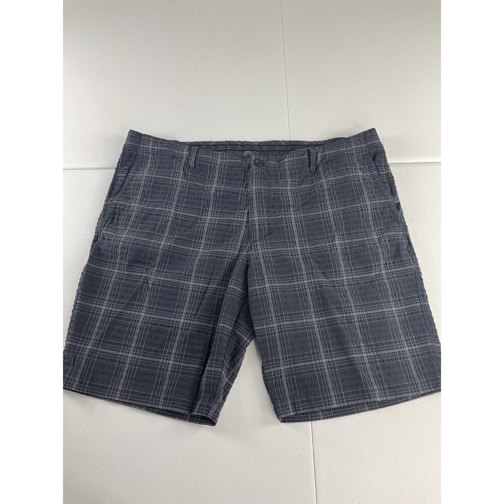 Tommy Bahama Mens 42 Seersucker Chino Cotton Shorts Black Plaid Golf